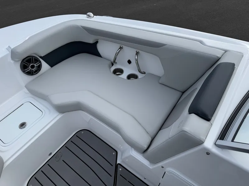 Slide: The Image of Hurricane SD2050-OB 2026 - 16