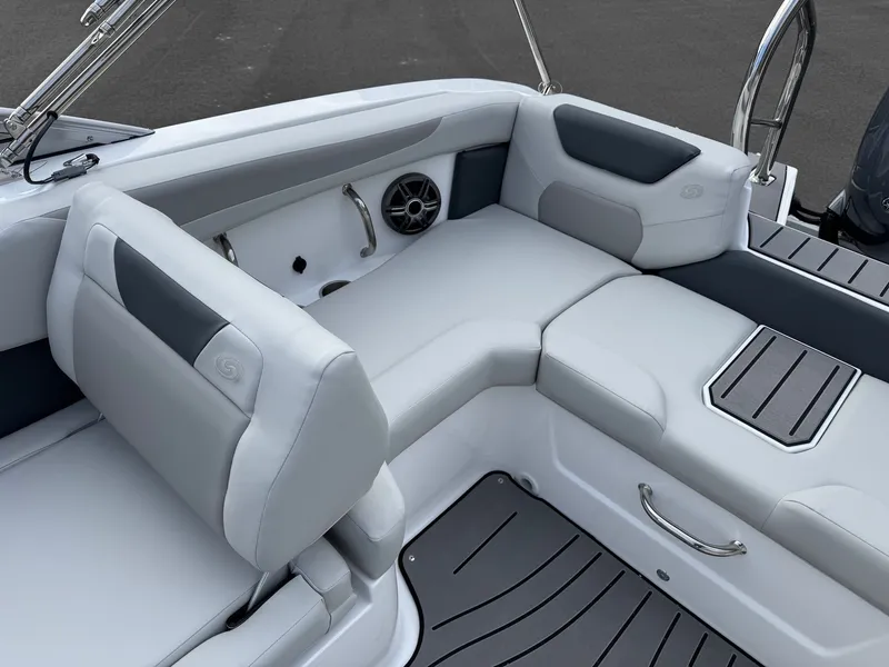 Slide: The Image of Hurricane SD2050-OB 2026 - 21