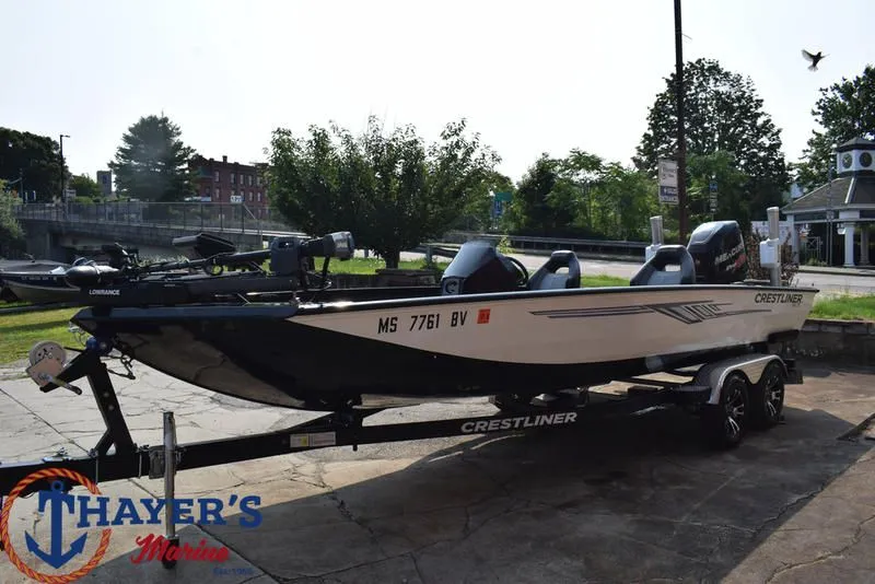 Slide: The Image of Crestliner MX 21 2024 - 17
