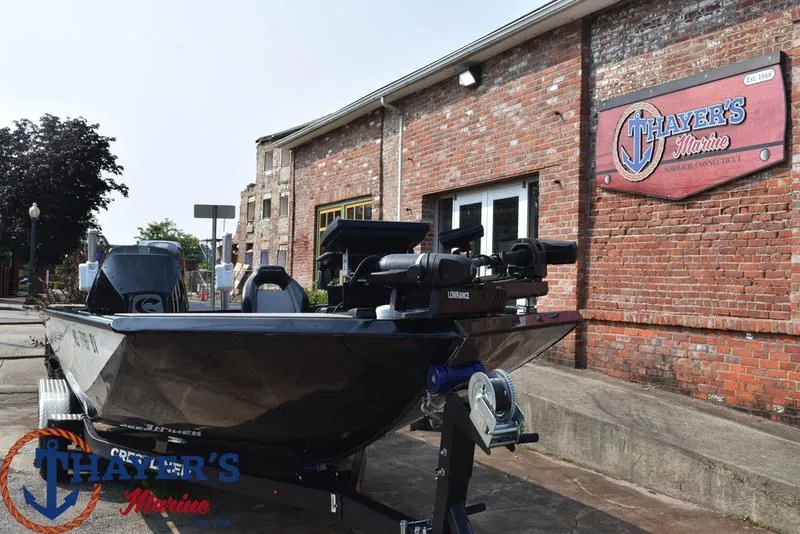 Slide: The Image of Crestliner MX 21 2024 - 19