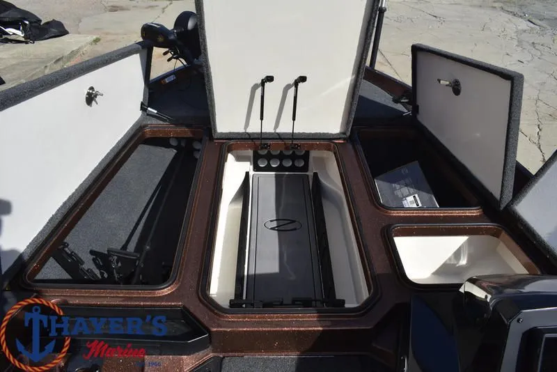 Slide: The Image of Ranger Z185 2022 - 14