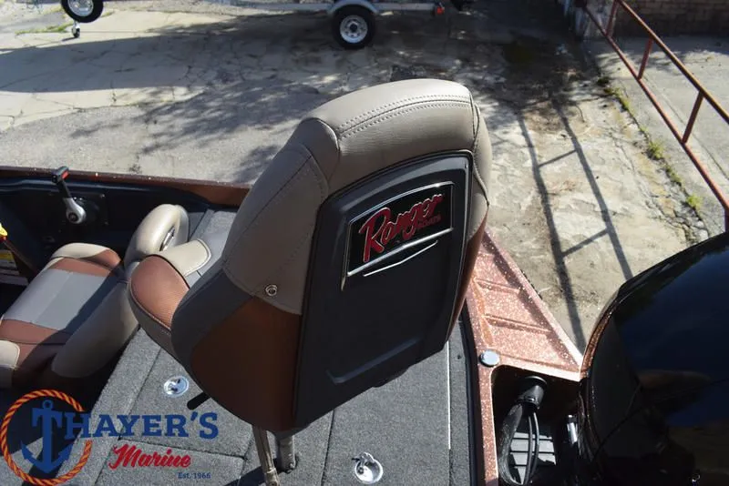 Slide: The Image of Ranger Z185 2022 - 6