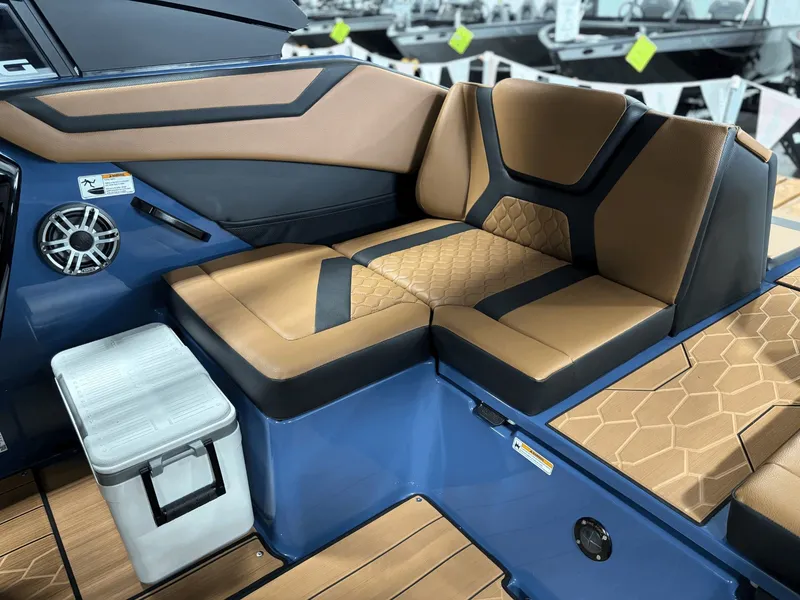 Slide: The Image of Yamaha 222XD 2026 - 25