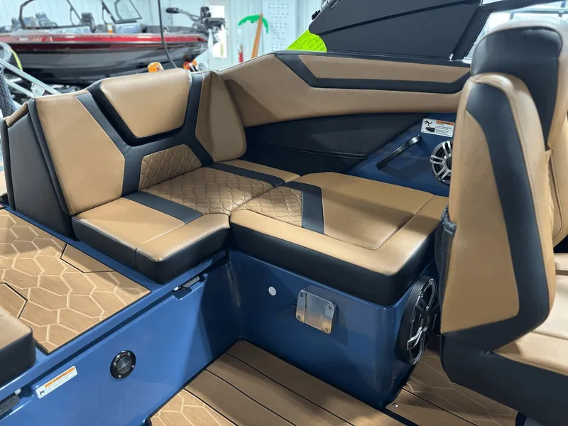 Slide: The Image of Yamaha 222XD 2026 - 26