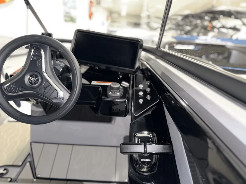 Slide: The Image of Yamaha 255XD 2026 - 21