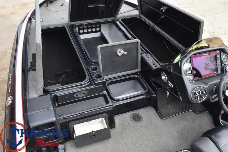 Slide: The Image of Triton 20 TrX 2015 - 9