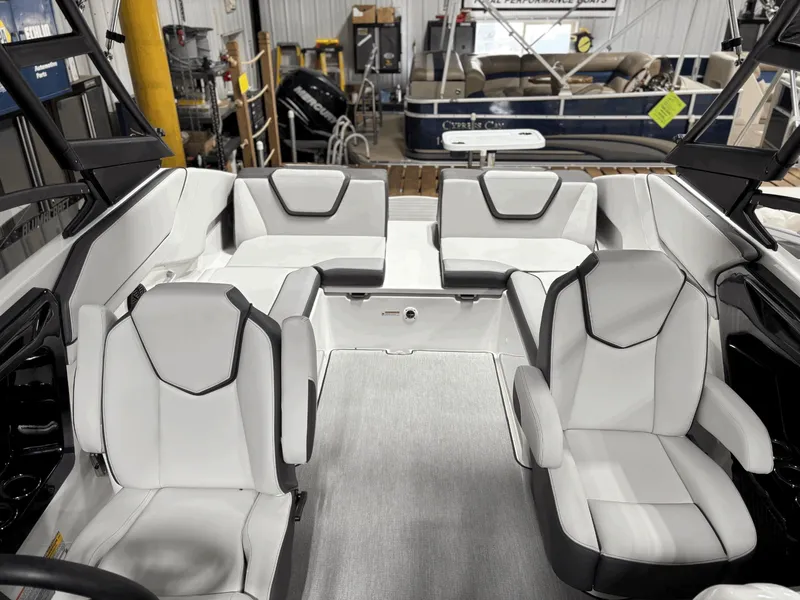 Slide: The Image of Yamaha AR250 2026 - 15