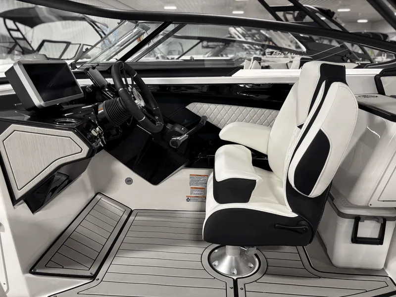 Slide: The Image of Yamaha 252S 2026 - 13