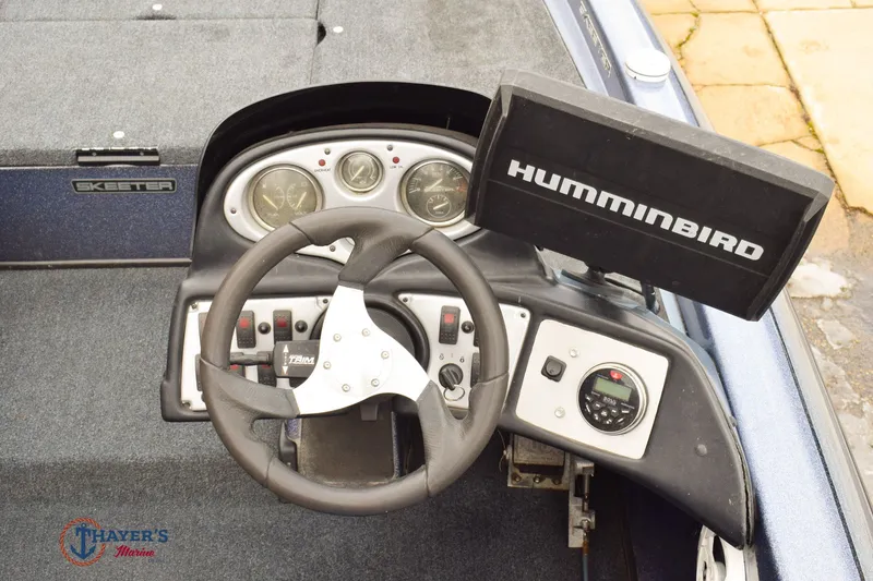 Slide: The Image of Skeeter ZX200C 2010 - 13