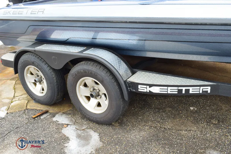 Slide: The Image of Skeeter ZX200C 2010 - 5