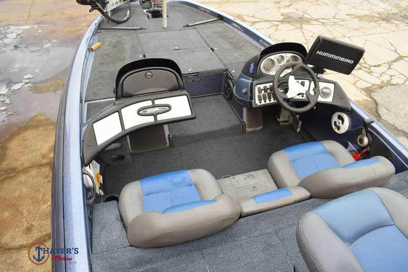 Slide: The Image of Skeeter ZX200C 2010 - 8