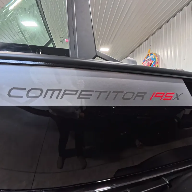 Slide: The Image of Alumacraft Competitor 195X Sport 2026 - 15