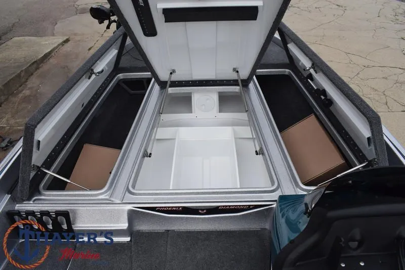 Slide: The Image of Phoenix Bass Boats 721 ZXL 2026 - 23