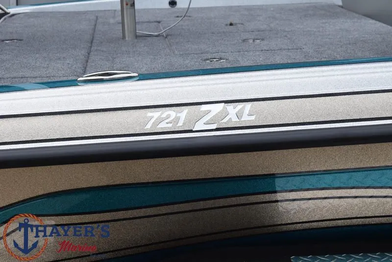 Slide: The Image of Phoenix Bass Boats 721 ZXL 2026 - 3