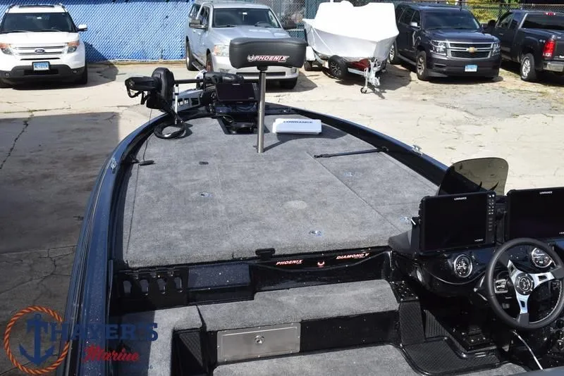 Slide: The Image of Phoenix Bass Boats 921 Elite X 2026 - 12