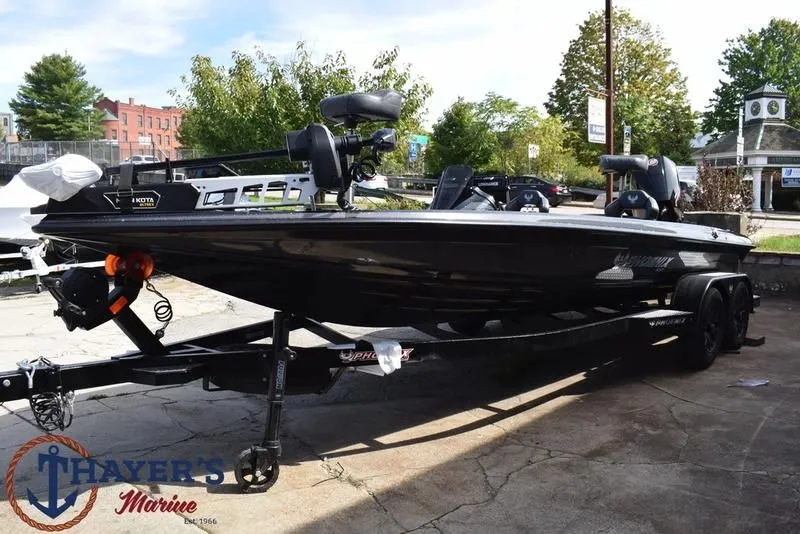 Slide: The Image of Phoenix Bass Boats 921 Elite X 2026 - 29