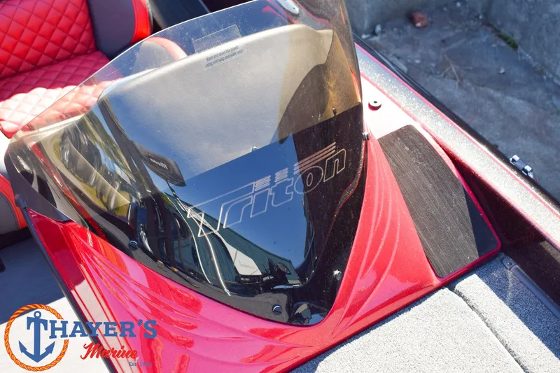 Slide: The Image of Triton 18 TrX 2022 - 18