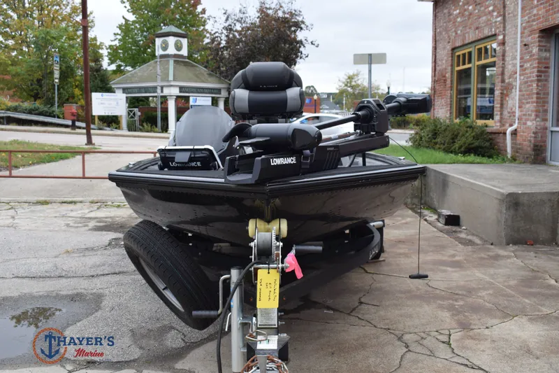 Slide: The Image of Lund 1775 Renegade 2017 - 34