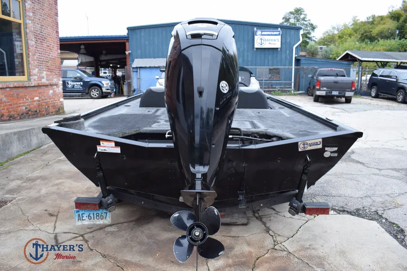 Slide: The Image of Lund 1775 Renegade 2017 - 6