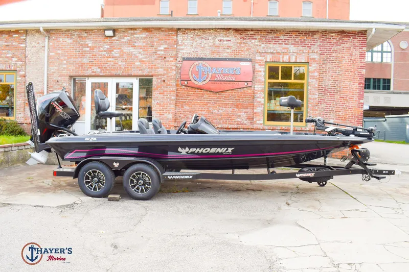 The Image of Phoenix Bass Boats 721 ZXL 2026 - 0