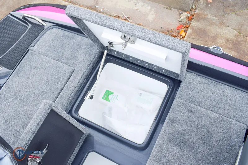 Slide: The Image of Phoenix Bass Boats 721 ZXL 2026 - 33