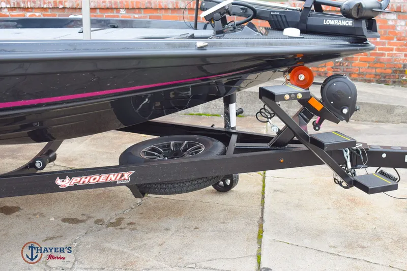 Slide: The Image of Phoenix Bass Boats 721 ZXL 2026 - 7