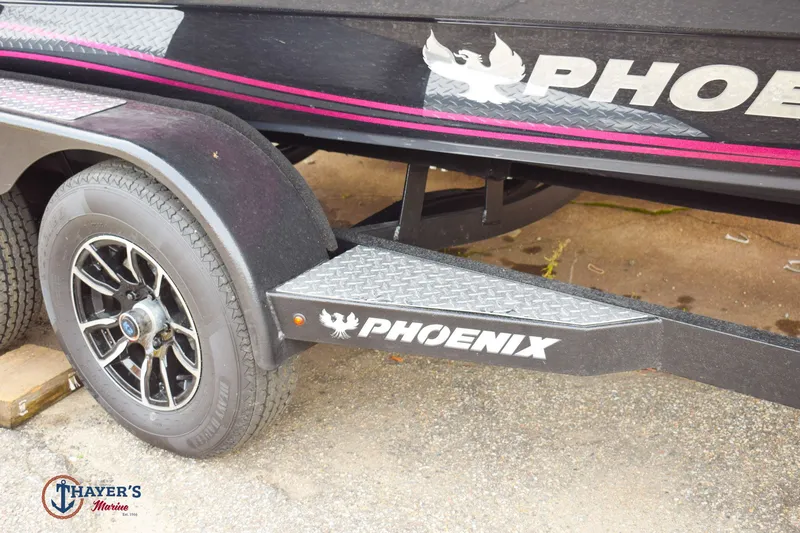 Slide: The Image of Phoenix Bass Boats 721 ZXL 2026 - 8