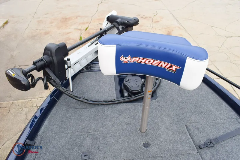 Slide: The Image of Phoenix Bass Boats 721 ZXL 2026 - 18