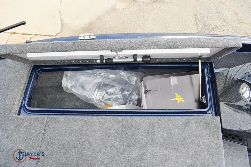 Slide: The Image of Phoenix Bass Boats 721 ZXL 2026 - 26