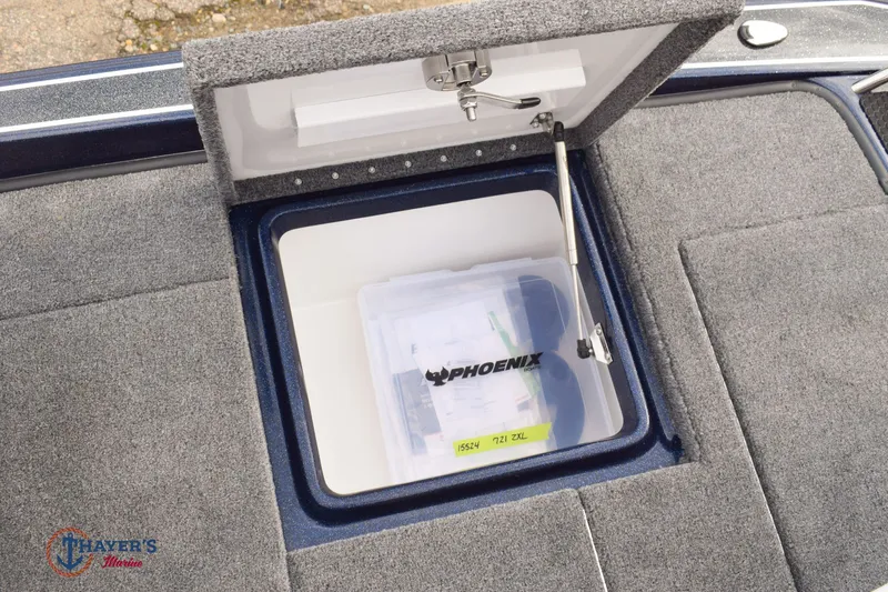 Slide: The Image of Phoenix Bass Boats 721 ZXL 2026 - 33