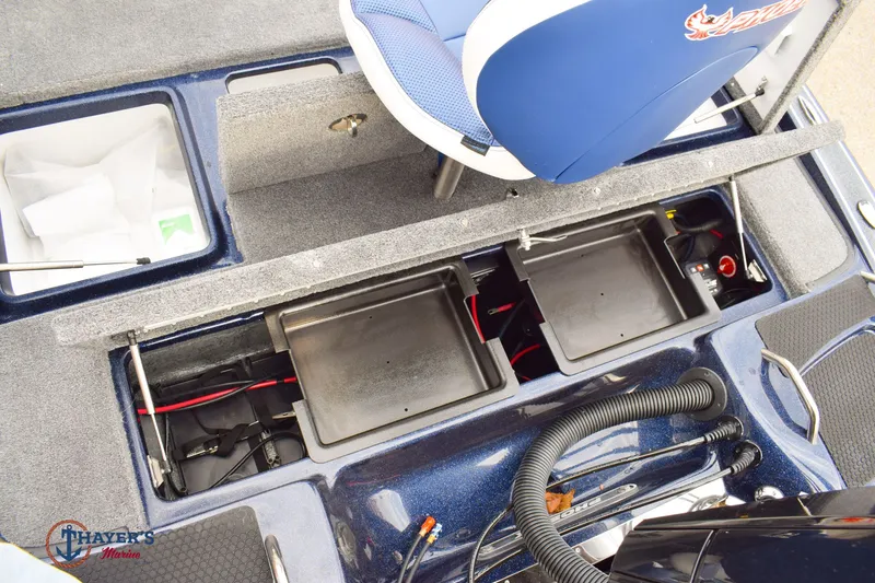 Slide: The Image of Phoenix Bass Boats 721 ZXL 2026 - 37