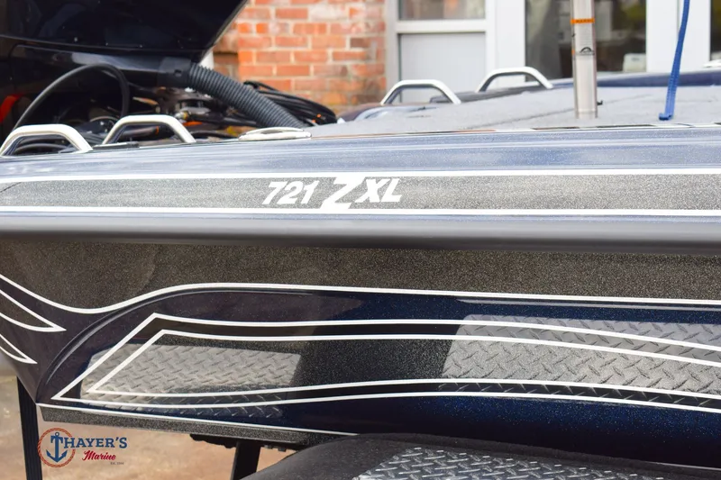 Slide: The Image of Phoenix Bass Boats 721 ZXL 2026 - 6