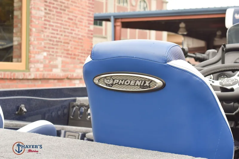 Slide: The Image of Phoenix Bass Boats 721 ZXL 2026 - 8