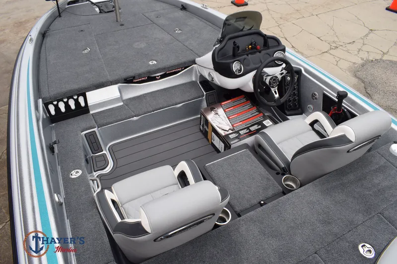 Slide: The Image of Phoenix Bass Boats 819 ZXL 2026 - 11