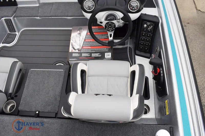 Slide: The Image of Phoenix Bass Boats 819 ZXL 2026 - 14