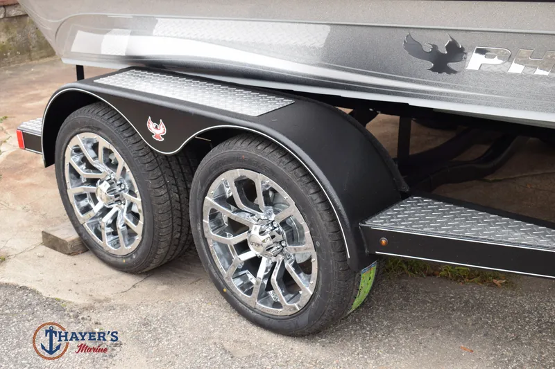 Slide: The Image of Phoenix Bass Boats 819 ZXL 2026 - 4