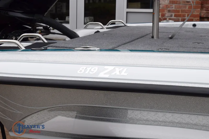 Slide: The Image of Phoenix Bass Boats 819 ZXL 2026 - 5
