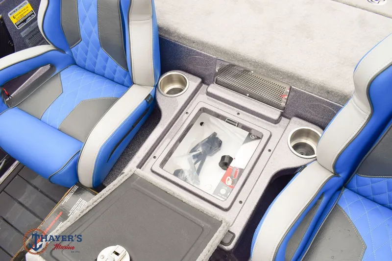 Slide: The Image of Phoenix Bass Boats 921 Elite X 2026 - 25