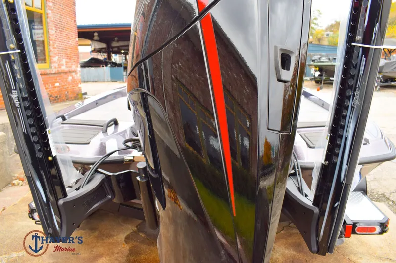 Slide: The Image of Phoenix Bass Boats 921 Elite X 2026 - 28