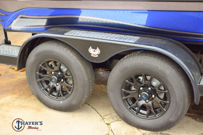 Slide: The Image of Phoenix Bass Boats 921 Elite X 2026 - 32