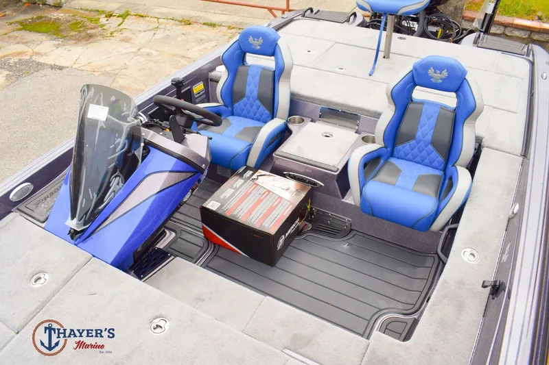 Slide: The Image of Phoenix Bass Boats 921 Elite X 2026 - 5