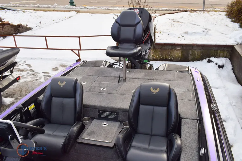 Slide: The Image of Phoenix Bass Boats 919 Pro xp 2024 - 21