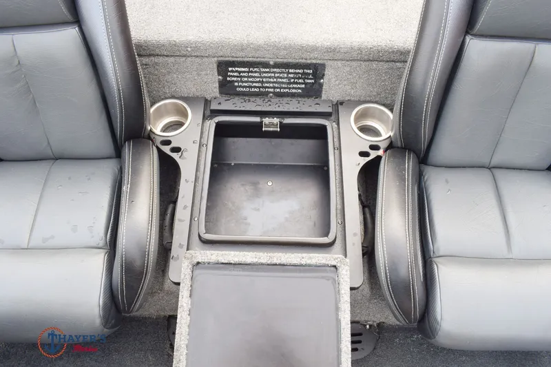 Slide: The Image of Phoenix Bass Boats 919 Pro xp 2024 - 29