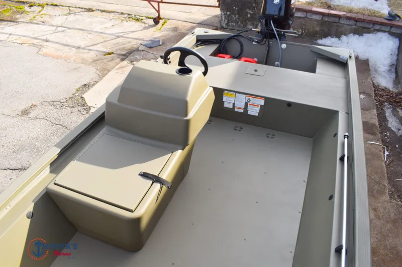 Slide: The Image of Tracker Grizzly 1648 SC 2026 - 15