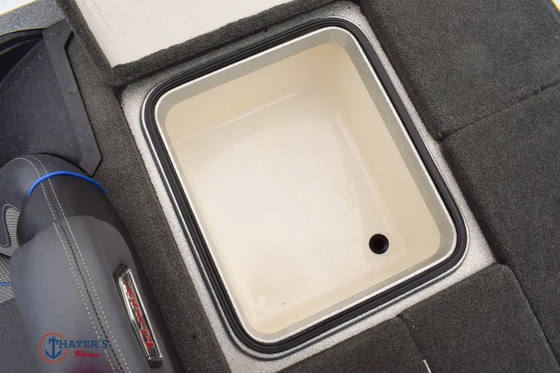 Slide: The Image of Ranger Z175 2016 - 29