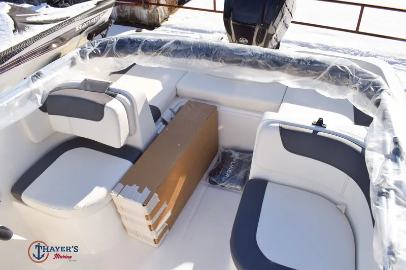 Slide: The Image of Bayliner Element E16 2026 - 11