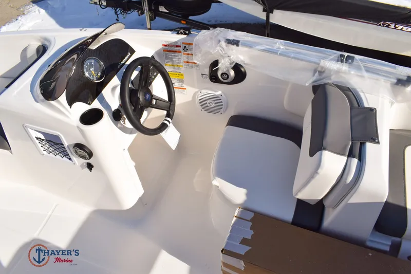 Slide: The Image of Bayliner Element E16 2026 - 12