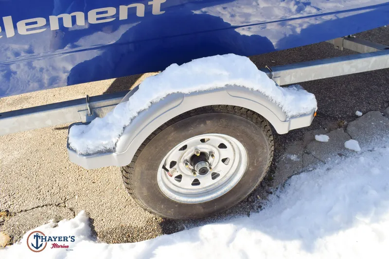 Slide: The Image of Bayliner Element E16 2026 - 6