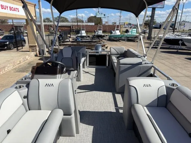 Slide: The Image of Avalon Venture Quad Lounge - 19' 2026 - 7