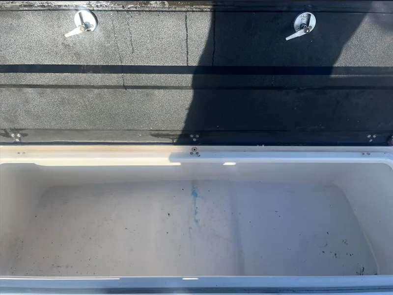 Slide: The Image of Tiburon ZX22 2015 - 13